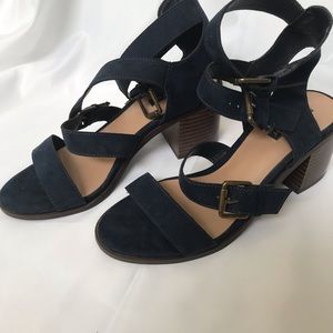 Navy Parker & Sky block heels size 7